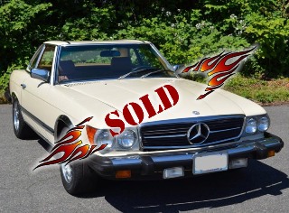 Right front 1981 Mercedes Benz 380SL
